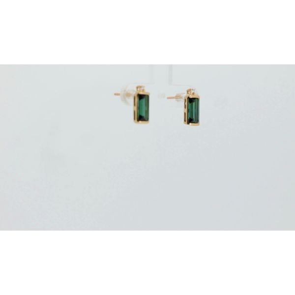 Earrings Image 2 Timmreck & McNicol Jewelers McMinnville, OR
