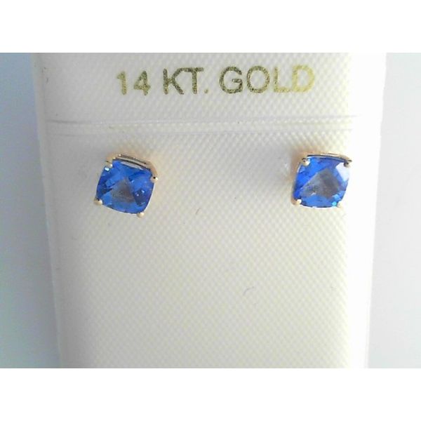 Earrings Timmreck & McNicol Jewelers McMinnville, OR