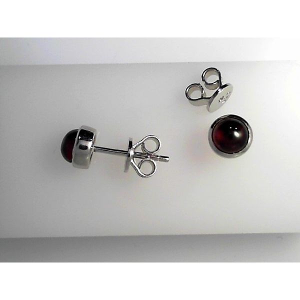 Earrings Timmreck & McNicol Jewelers McMinnville, OR