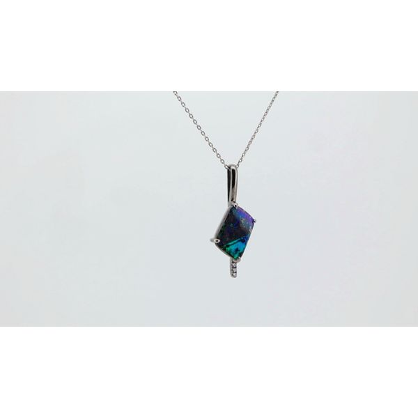 Pendants Image 2 Timmreck & McNicol Jewelers McMinnville, OR