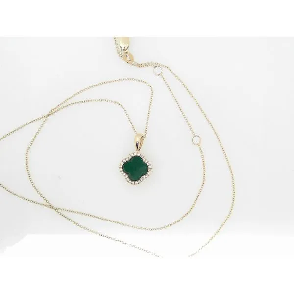 Pendants Timmreck & McNicol Jewelers McMinnville, OR