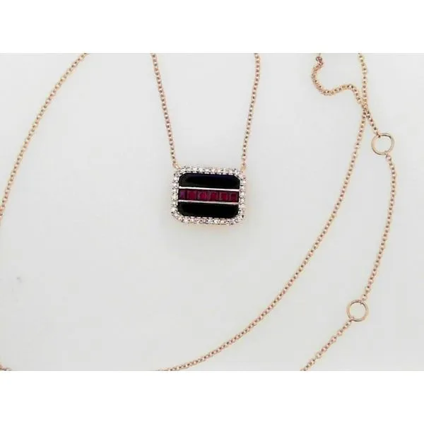 Pendants Timmreck & McNicol Jewelers McMinnville, OR
