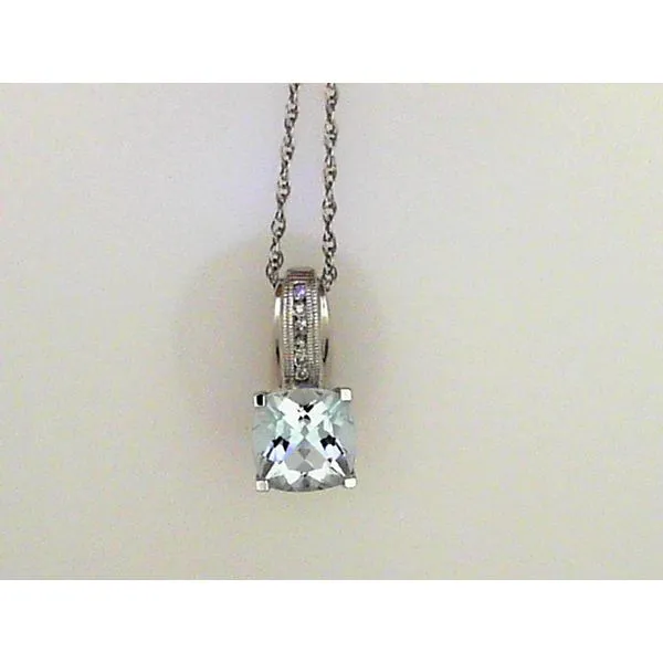 Pendants Timmreck & McNicol Jewelers McMinnville, OR