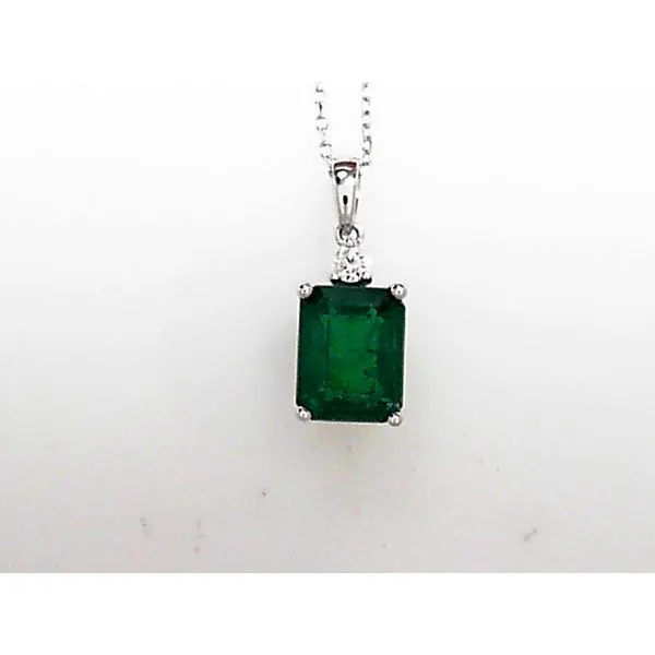 Pendants Timmreck & McNicol Jewelers McMinnville, OR