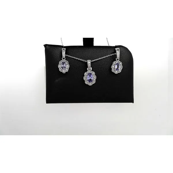 Pendants Timmreck & McNicol Jewelers McMinnville, OR