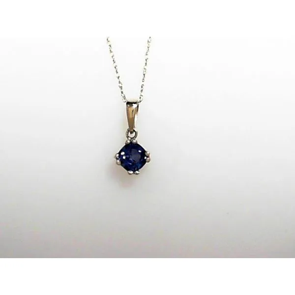 Pendants Timmreck & McNicol Jewelers McMinnville, OR