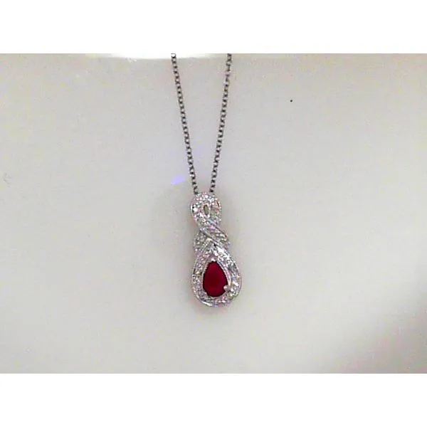 Pendants Timmreck & McNicol Jewelers McMinnville, OR