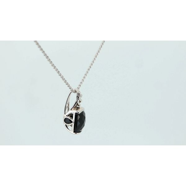 Cushion Onyx Necklace Image 2 Timmreck & McNicol Jewelers McMinnville, OR