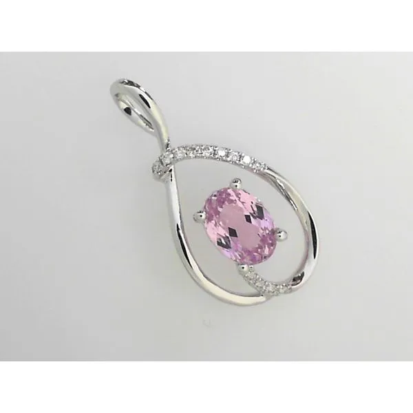 Pendants Timmreck & McNicol Jewelers McMinnville, OR