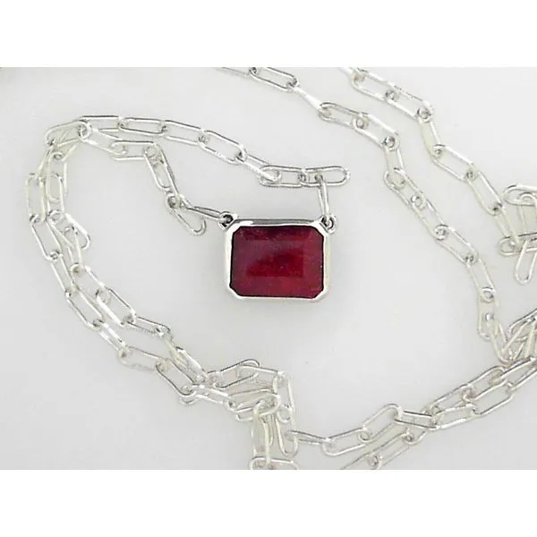 Pendants Timmreck & McNicol Jewelers McMinnville, OR