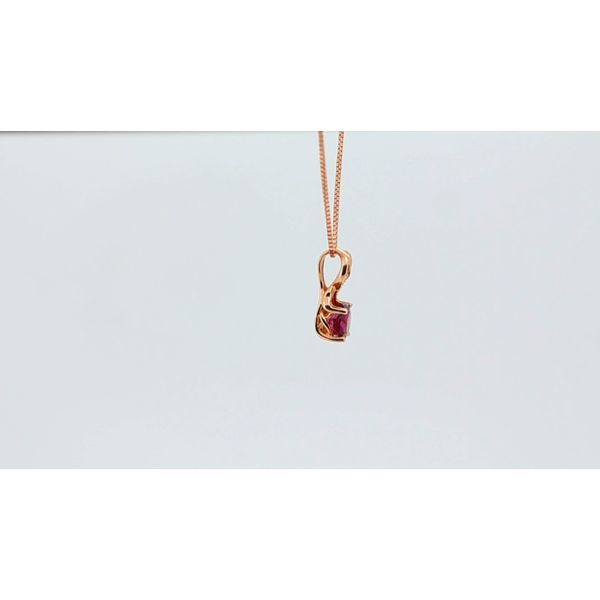 Pendants Image 2 Timmreck & McNicol Jewelers McMinnville, OR