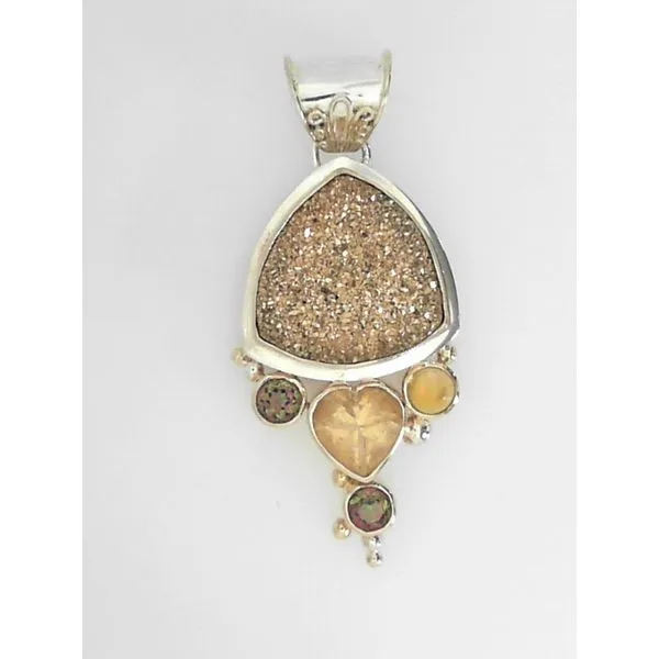 Pendants Timmreck & McNicol Jewelers McMinnville, OR