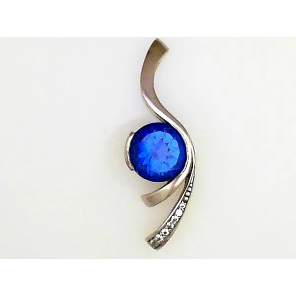 Pendants Timmreck & McNicol Jewelers McMinnville, OR