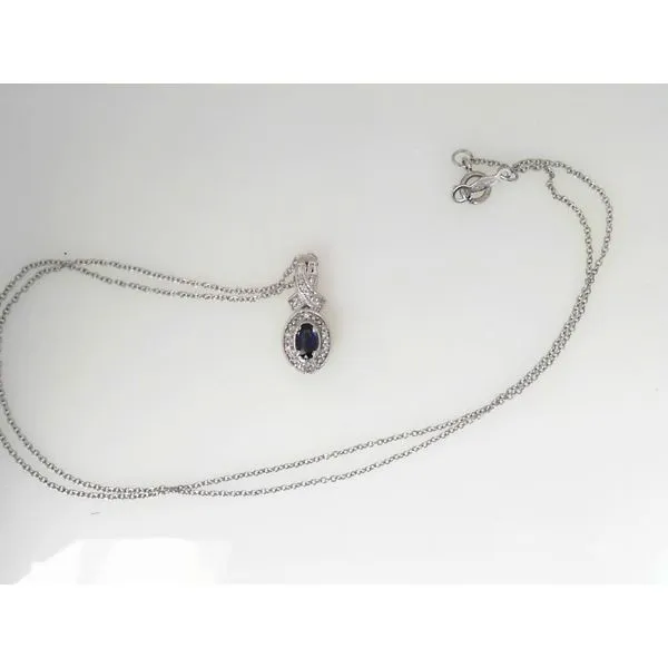 Pendants Timmreck & McNicol Jewelers McMinnville, OR