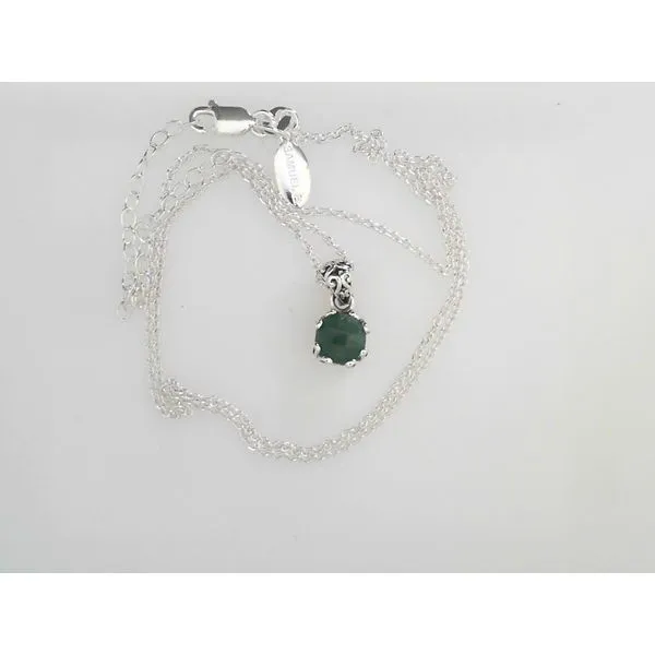 Pendants Timmreck & McNicol Jewelers McMinnville, OR