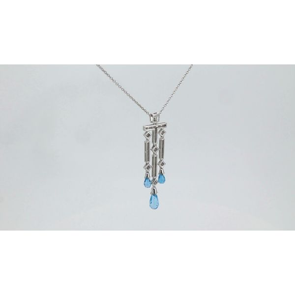 Pendants Image 2 Timmreck & McNicol Jewelers McMinnville, OR