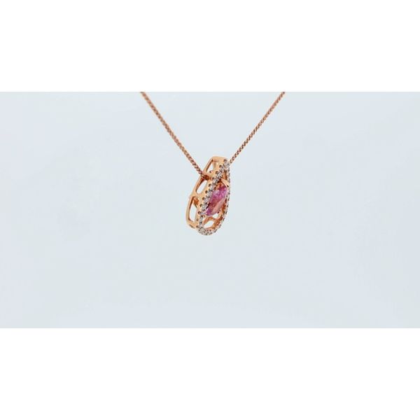Pendants Image 2 Timmreck & McNicol Jewelers McMinnville, OR