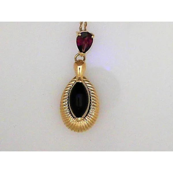 Pendants Timmreck & McNicol Jewelers McMinnville, OR
