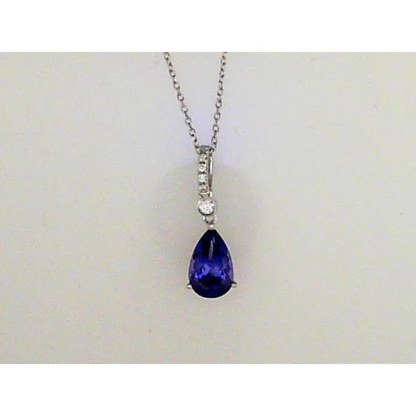 Pendants Timmreck & McNicol Jewelers McMinnville, OR
