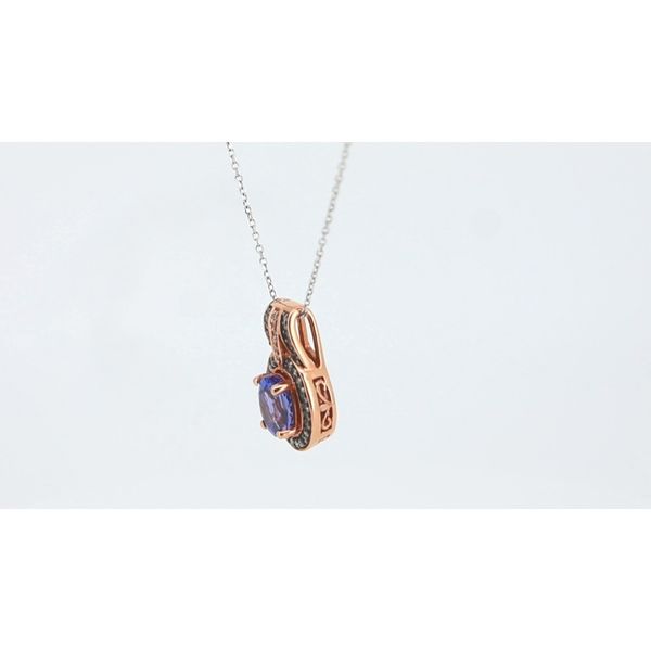 Pendants Image 2 Timmreck & McNicol Jewelers McMinnville, OR