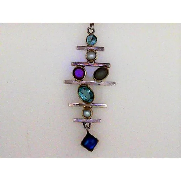 Pendants Timmreck & McNicol Jewelers McMinnville, OR