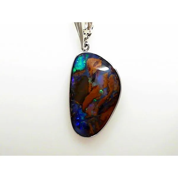 Pendants Timmreck & McNicol Jewelers McMinnville, OR