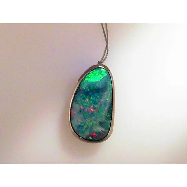 Pendants Timmreck & McNicol Jewelers McMinnville, OR