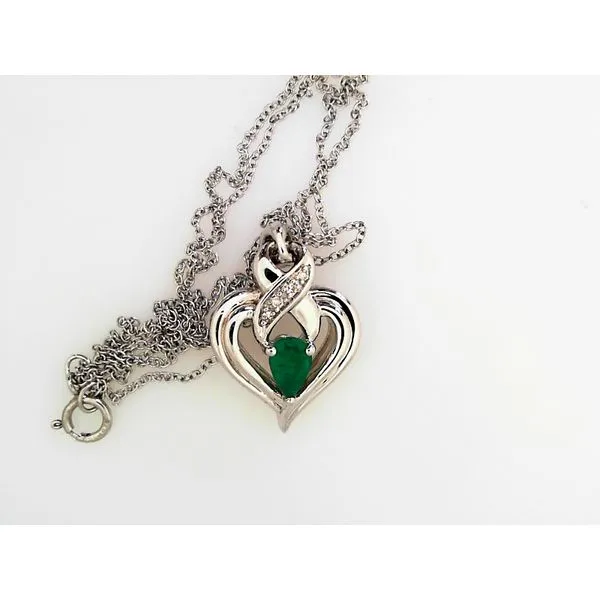 Pendants Timmreck & McNicol Jewelers McMinnville, OR