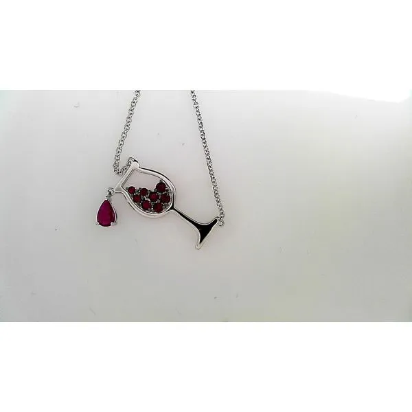 Pendants Timmreck & McNicol Jewelers McMinnville, OR