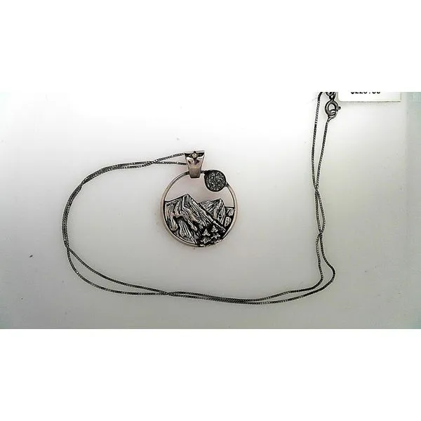 Pendants Timmreck & McNicol Jewelers McMinnville, OR