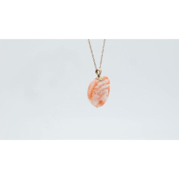Pendants Image 2 Timmreck & McNicol Jewelers McMinnville, OR