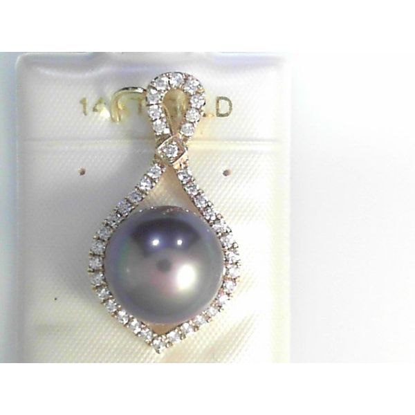 Pendants Timmreck & McNicol Jewelers McMinnville, OR