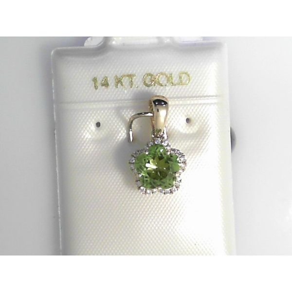 Pendants Timmreck & McNicol Jewelers McMinnville, OR