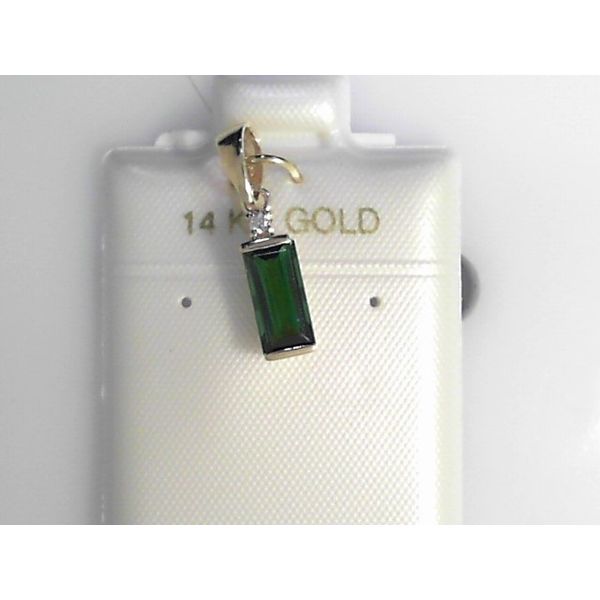 Pendants Timmreck & McNicol Jewelers McMinnville, OR