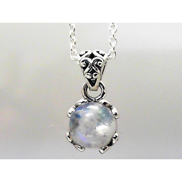 Pendants Timmreck & McNicol Jewelers McMinnville, OR