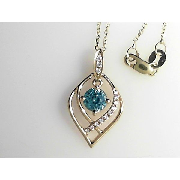 Pendants Timmreck & McNicol Jewelers McMinnville, OR