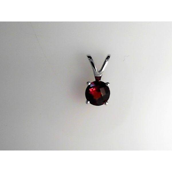 Pendants Timmreck & McNicol Jewelers McMinnville, OR