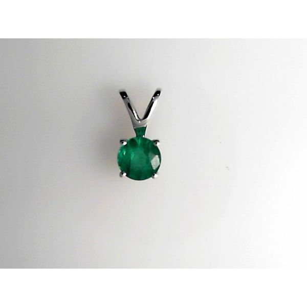 Pendants Timmreck & McNicol Jewelers McMinnville, OR