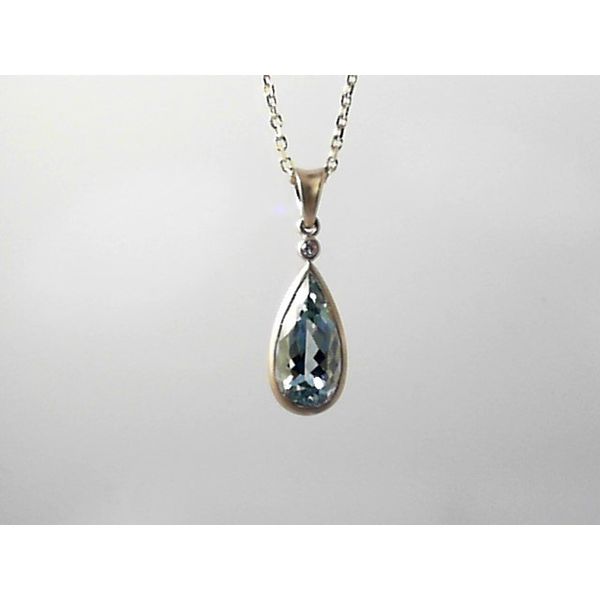 Pendants Timmreck & McNicol Jewelers McMinnville, OR