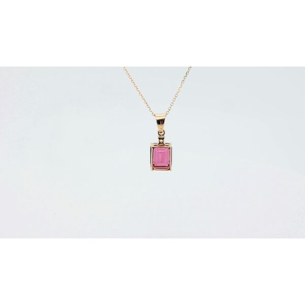 Pendants Image 3 Timmreck & McNicol Jewelers McMinnville, OR