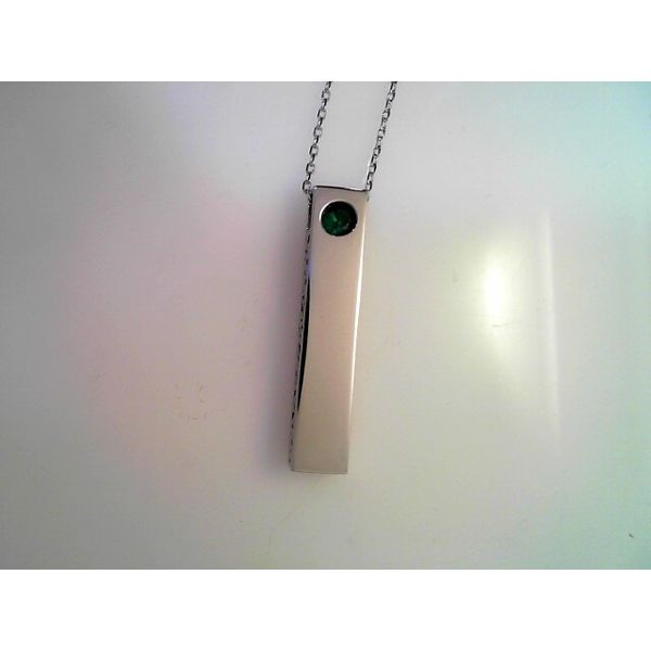 Pendants Timmreck & McNicol Jewelers McMinnville, OR