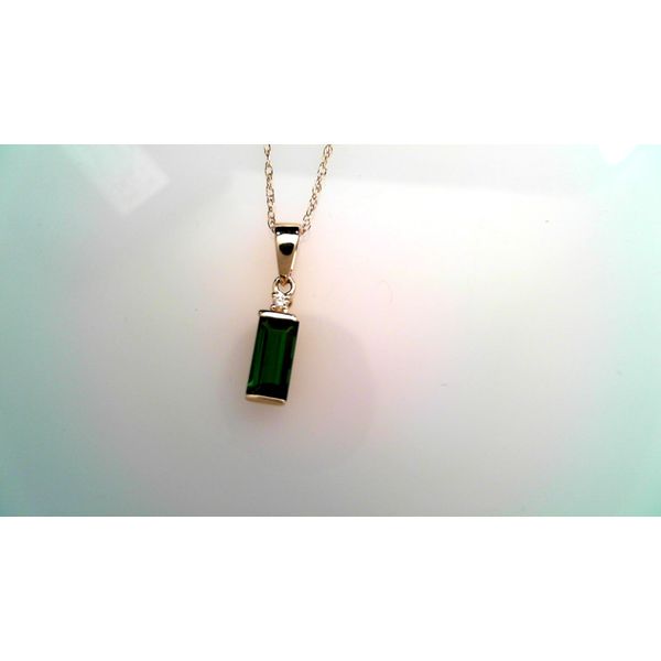 Necklace Timmreck & McNicol Jewelers McMinnville, OR