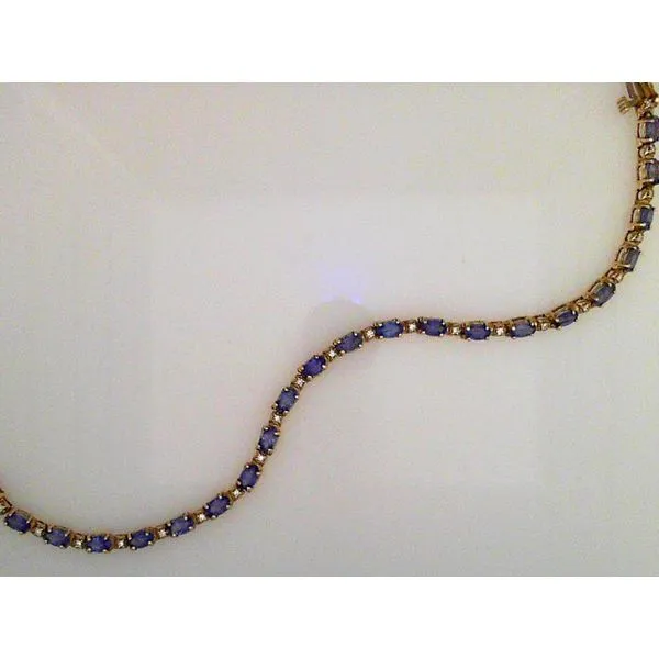 Bracelet Timmreck & McNicol Jewelers McMinnville, OR