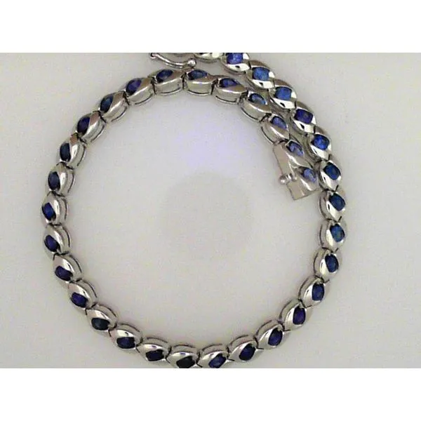 Bracelet Timmreck & McNicol Jewelers McMinnville, OR