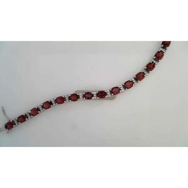 Bracelet Timmreck & McNicol Jewelers McMinnville, OR