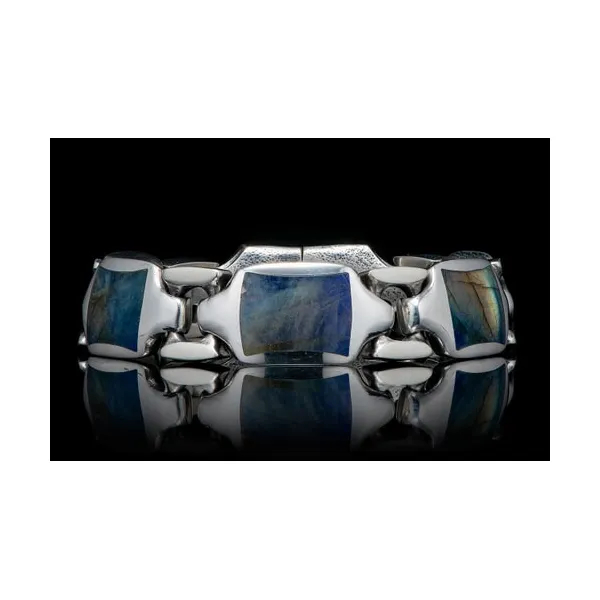 Bracelet Timmreck & McNicol Jewelers McMinnville, OR