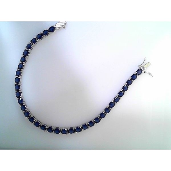 Bracelet Timmreck & McNicol Jewelers McMinnville, OR