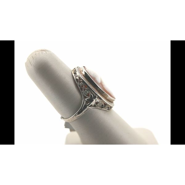 Estate Cameo Ring Image 2 Timmreck & McNicol Jewelers McMinnville, OR