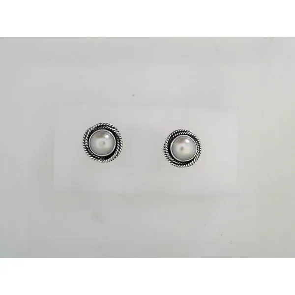 Earrings Timmreck & McNicol Jewelers McMinnville, OR