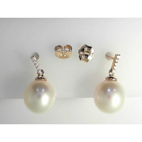 Earrings Timmreck & McNicol Jewelers McMinnville, OR